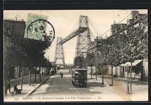 AK Rouen, Le Boulevard Cauchoix et le Pont Transbordeur, Strassenbahn