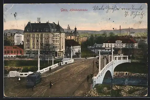 AK Gera, Partie an der Heinrichsbrücke mit Strassenbahn