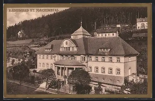 AK St. Joachimstal, Radiumbad aus der Vogelschau