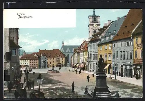 AK Eger, Marktplatz mit Springbrunnen und Denkmal