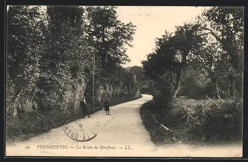AK Pennedepie, La Route de Honfleur
