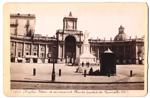 Fotografie unbekannter Fotograf, Ansicht Neapel, Place et monument Dante, Liceo Ginnasiale Vittorio Emaunele