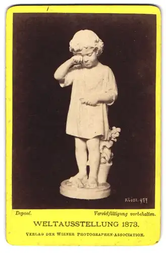 Fotografie Wiener Photog. Ass., Ansicht Wien, Weltausstellung 1873, Statue kleines weinendes Mädchen
