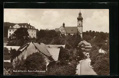 AK Bad Altheide, Ortsansicht mit Bahnhofstrasse
