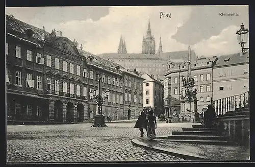 AK Prag / Praha, Kleinseite mit Denkmal
