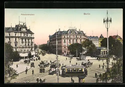 AK Berlin-Tiergarten, Potsdamer Platz, Hotel Bellevue, Strassenbahnen