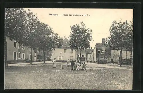 AK Brulon, Place des anciennes Halles