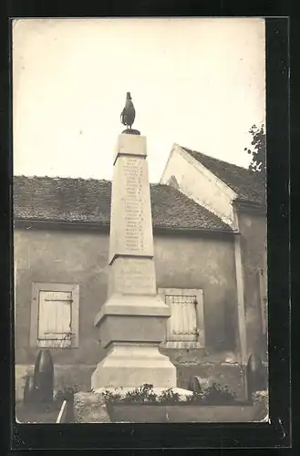 AK Bazainville, Le Monument aux Morts