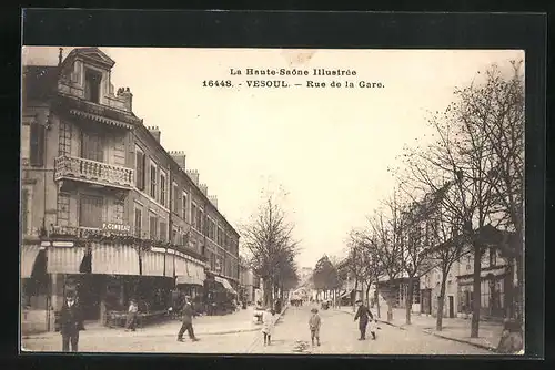 AK Vesoul, Rue de la Gare, Strassenpartie