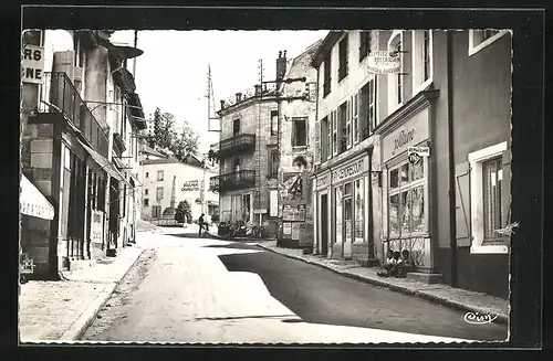 AK Jussey, Rue Gambetta et Monument