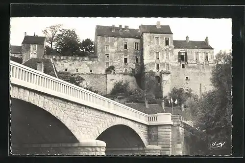 AK Pesmes, Le Chateau et le nouveau Pont