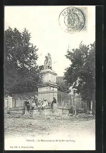 AK Valkay, Le Monument de Mr et Mme de Valay