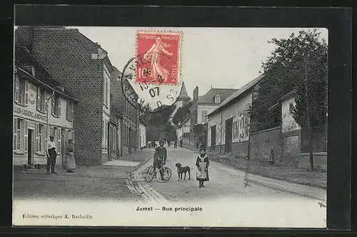 AK Jumel, Rue principale