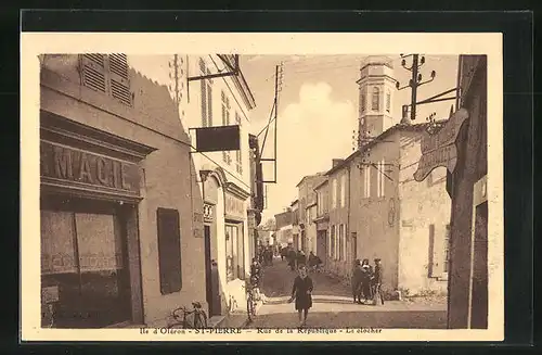 AK Ile d`Orleon, Rue de la Republique, Le Clocher