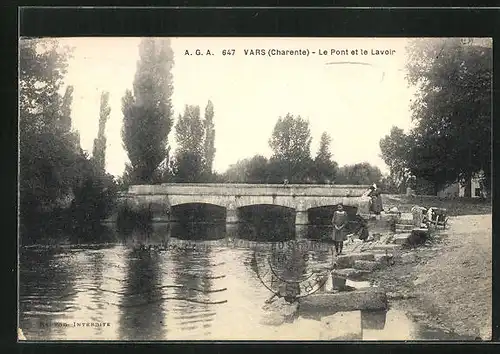 AK Vars, Le Pont et le Lavoir