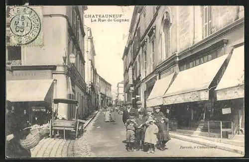 AK Chateauneuf, La Rue de Cognac, Strassenpartie