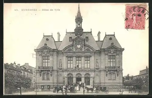 AK Suresnes, Hotel de Ville