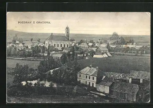 AK Opatov, Ortsansicht mit Blick auf die Kirche