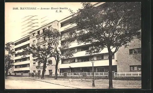AK Nanterre, Avenue Henri-Martin
