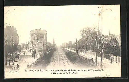 AK Bois-Colombes, La Rue des Aubépines - L`Avenue de la Station