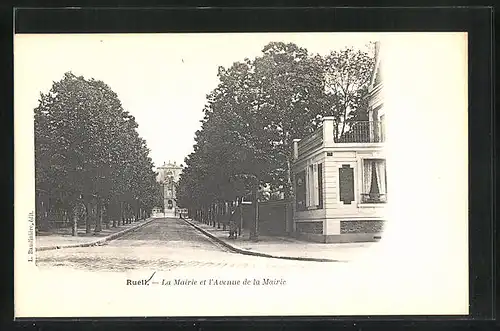 AK Rueil, La Mairie et l`Avenue de la Mairie