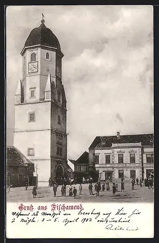 AK Fischamend, Passanten vor dem Marktturm