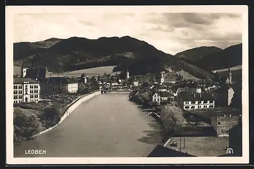AK Leoben, Flusspartie mit Brücke aus der Vogelschau