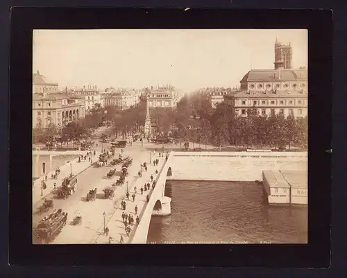Fotografie Ansicht Paris, Pferdebahn am Le Pont au Change et la Place du Châtelet, Litfasssäule, Grossformat 27 x 21cm