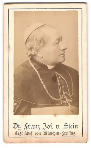 Fotografie unbekannter Fotograf und Ort, Portrait Erzbischof von München-Freising Dr. Franz Jos. v. Stein mit Kette