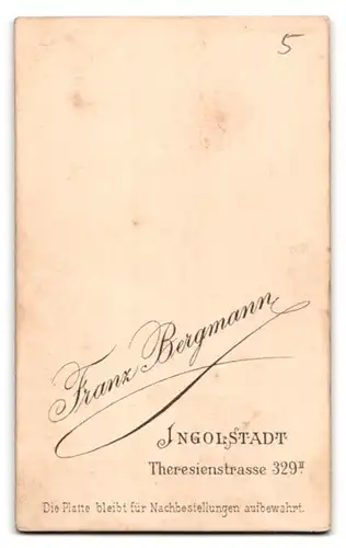 Fotografie F. Bergmann, Ingolstadt, Theresienstr. 329, Portrait bayrischer Soldat in Uniform Rgt. 1 mit Schützenschnur