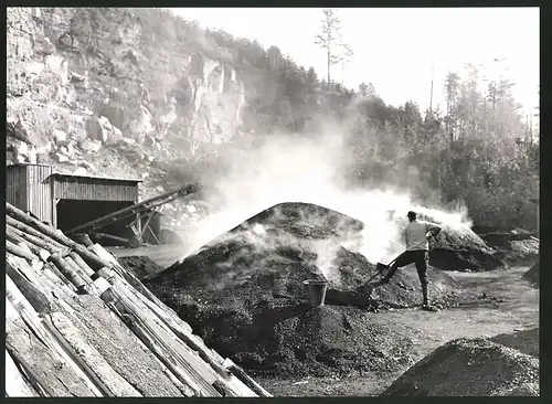 12 Fotografien Ansicht Erzgebirge, Herausgeber PGH Film und Bild Berlin, Foto Werner Hoffmann, Das Leben im Sozialismus