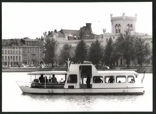 12 Fotografien Ansicht Schwerin, Herausgeber PGH Film und Bild Berlin, Foto Ernst Höhne, DDR