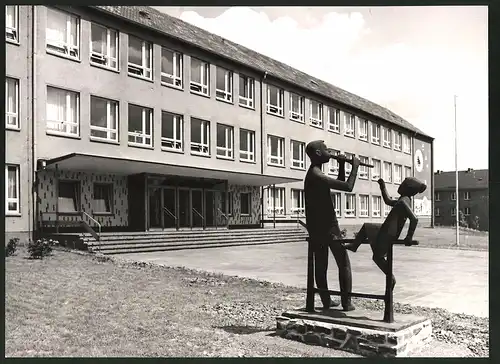 12 Fotografien Ansicht Altenburg, Herausgeber PGH Film und Bild Berlin, Das Leben im Sozialismus-DDR