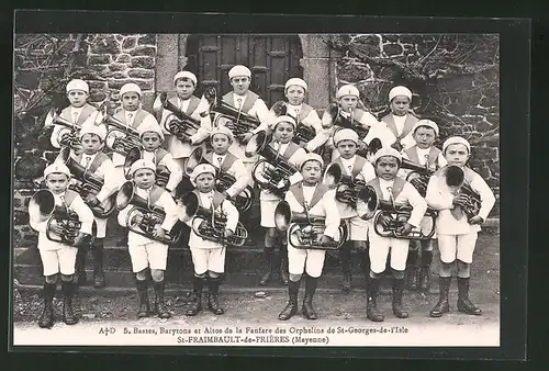 AK Saint-Fraimbault-de-Prières, Basses, Barytons et Altos de la Fanfare des Orphelins de St.-Georges-de-l`Isle