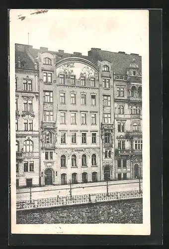 AK Prag / Praha, Pruceli Hlaholskeho domu na Riegrove nabrezi c. 18, Facade