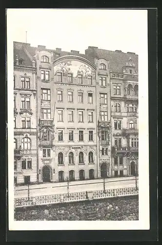 AK Prag / Praha, Pruceli Hlaholskeho domu na Riegrove nabrezi c. 18, Vorderansicht