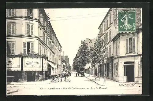 AK Asnieres, Rue de Chateaudun, en face le Marche