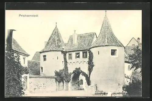 AK Prichsenstadt, Wohnhaus mit Türmen und Torbogen