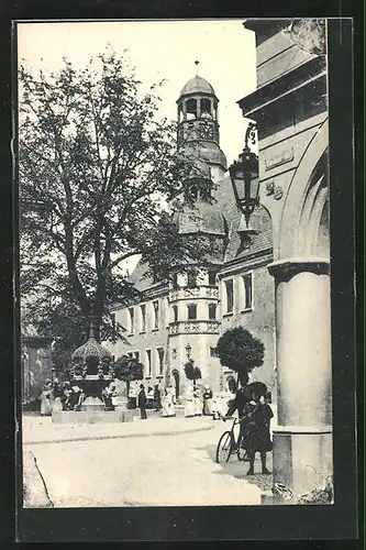 AK Aschersleben, Marktplatz mit Rathaus und Hennebrunnen