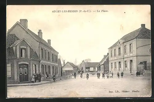 AK Auchy-les-Hesdin, La Place