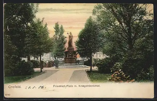 AK Krefeld, Friedrich-Platz m. Kriegerdenkmal