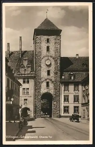 AK Villingen / Schwarzwald, Oberes Tor und Weinhandlung Roth