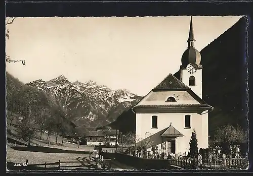 AK Isenthal, Kirche