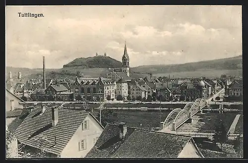 AK Tuttlingen, Teilansicht mit Brücke und Kirche, Burg