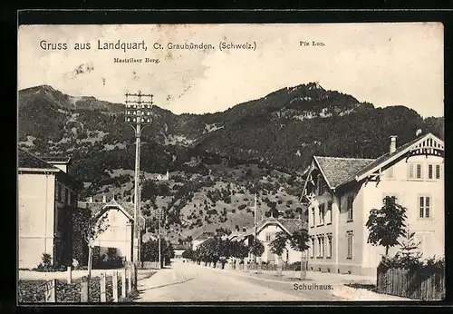 AK Landquart, Schulhaus mit Mastrilser Berg und Piz Lun