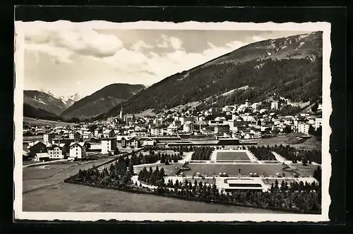AK Davos-Platz, Gesamtansicht mit Kurpark