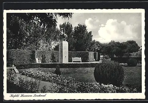 AK Krefeld, Husaren-Denkmal