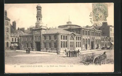 AK Boulogne-sur-Mer, La Halle aux Poissons