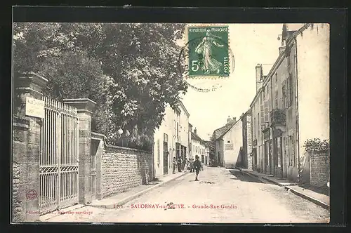 AK Salornay-sur-Guye, Grande-Rue-Gandin, Strassenpartie