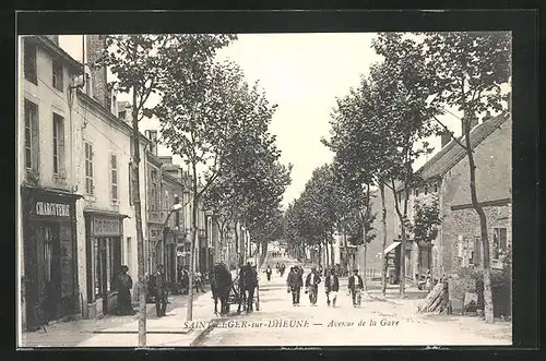 AK Saint-Leger-sur-Dheune, Avenue de la Gare